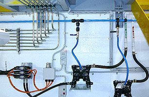 Suspended Ceiling Pit showing Lubrciation High pressure lines